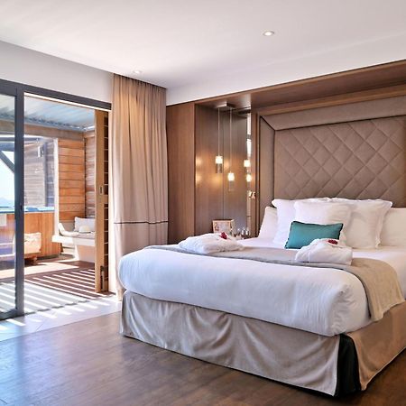 Hotel Le Week End อฌักซิโอ้ ภายนอก รูปภาพ