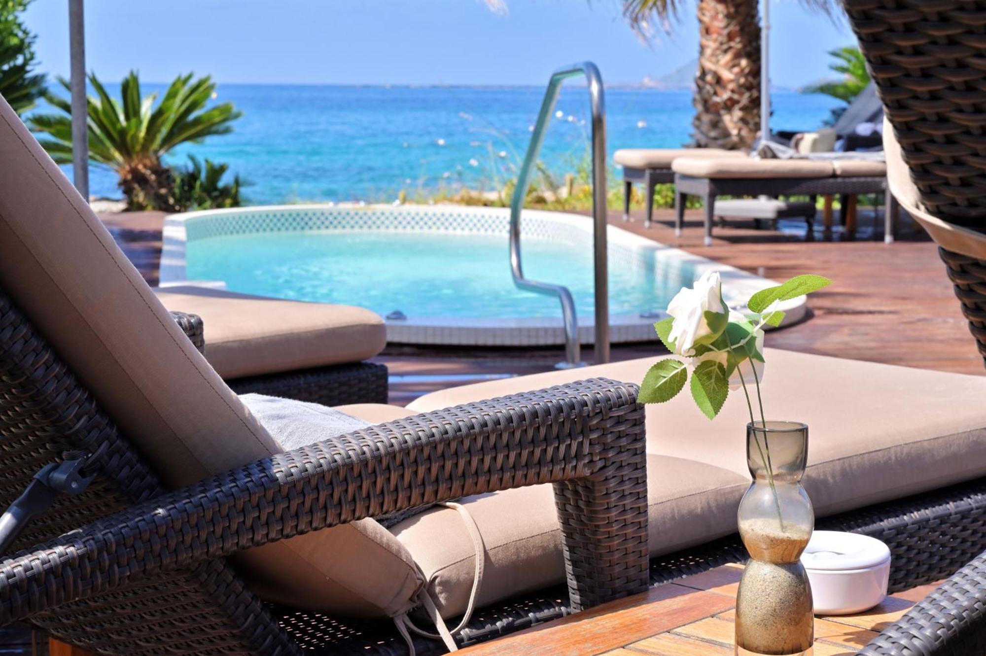 Hotel Le Week End อฌักซิโอ้ ภายนอก รูปภาพ