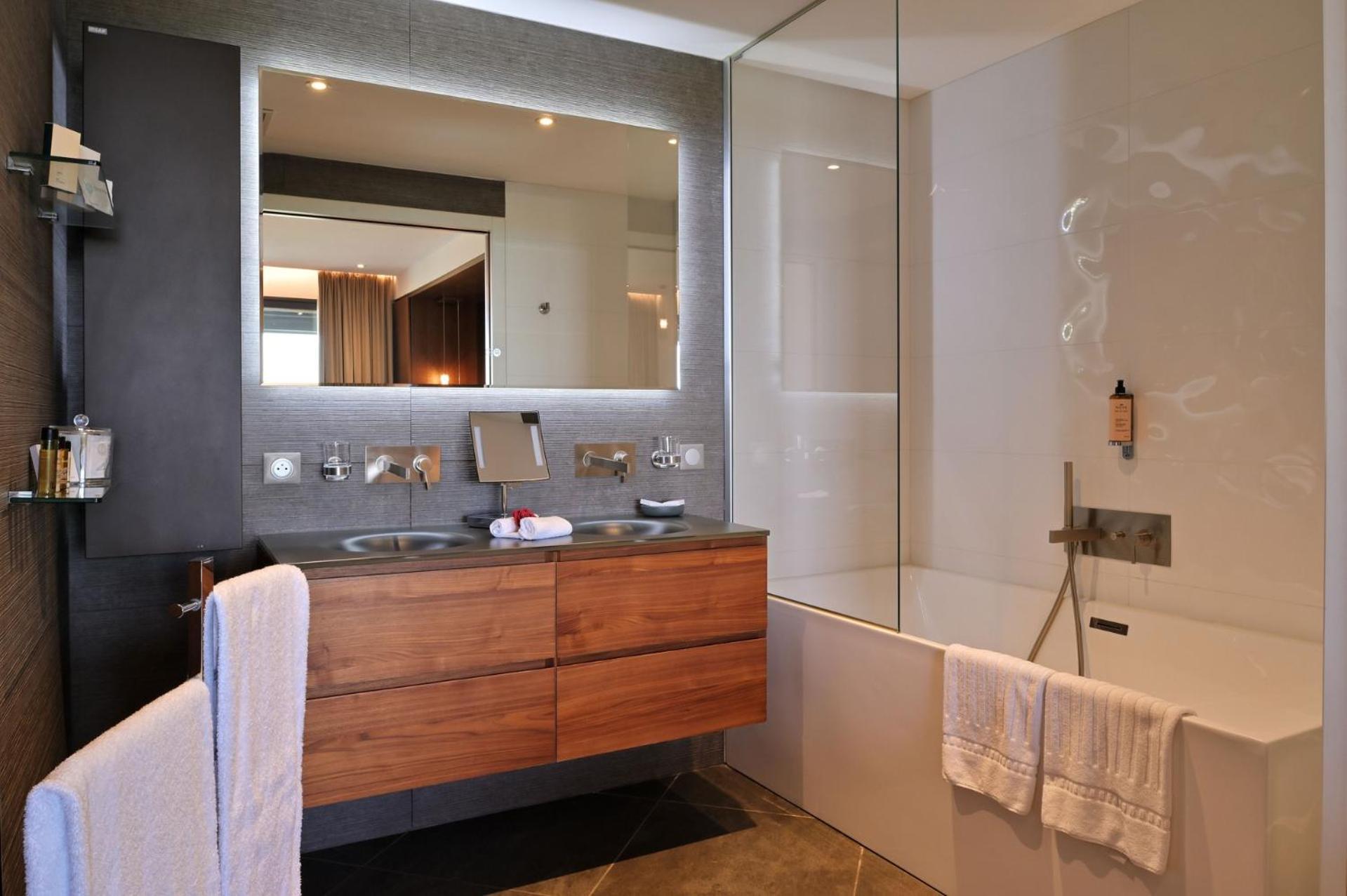 Hotel Le Week End อฌักซิโอ้ ภายนอก รูปภาพ